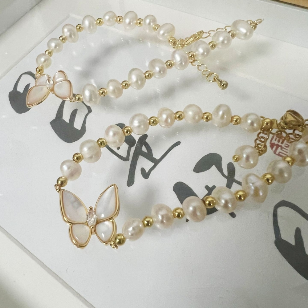 Real Pearl Butterfly Bracelet 🦪